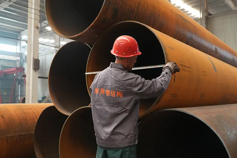 Využitím průmyslových silných stránek regionu Peking-Tianjin-Hebei drží HAISHENG krok s vlnou transformace v ocelářském průmyslu Tangshanu.